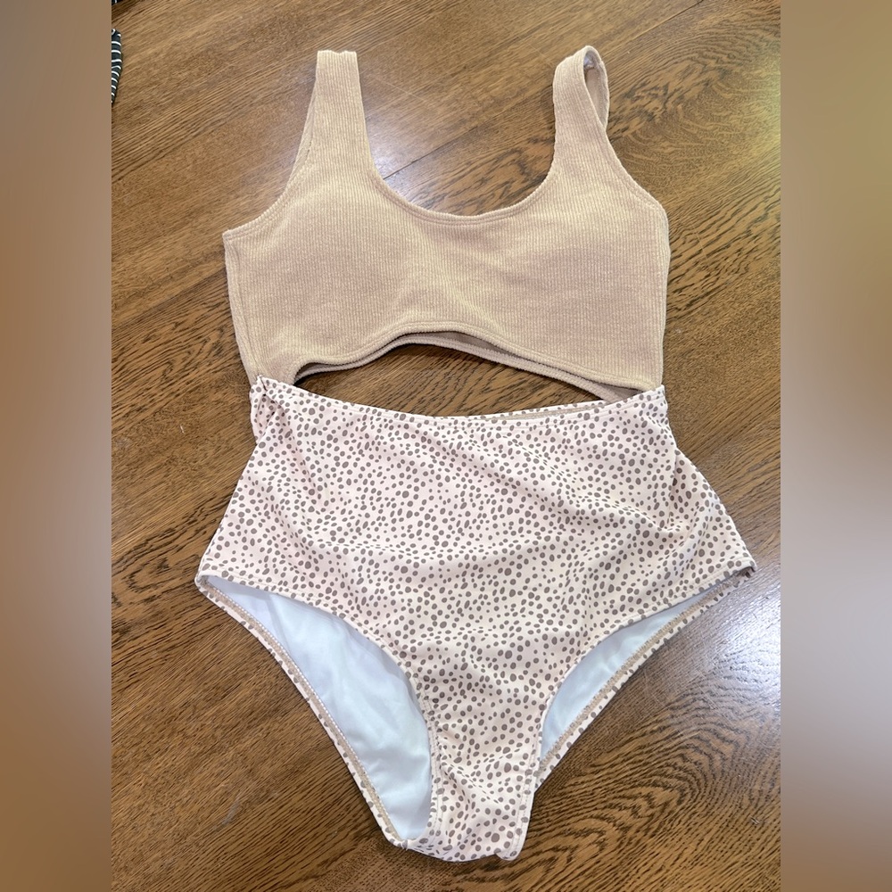 Women’s Bathing Suit, size M, washed but never worn.